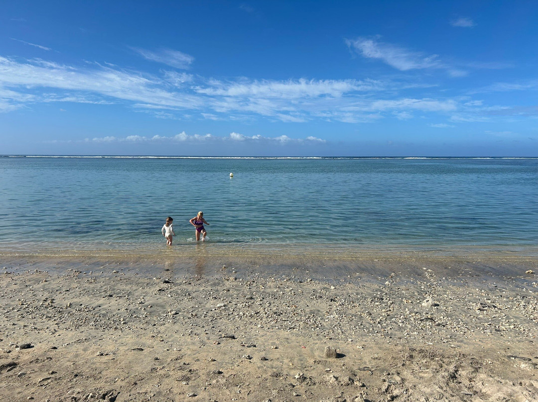 Plage de Trou d'Eau-拉萨里讷雷班必去景点