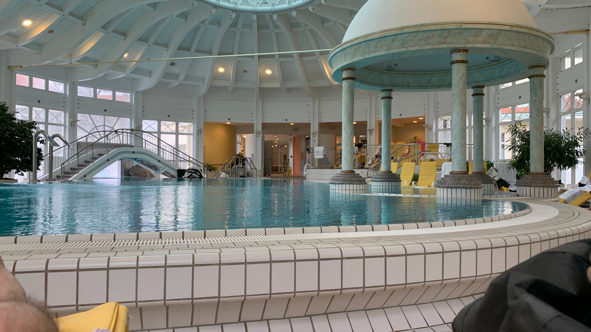 Reduce Hotel Thermal-泳池