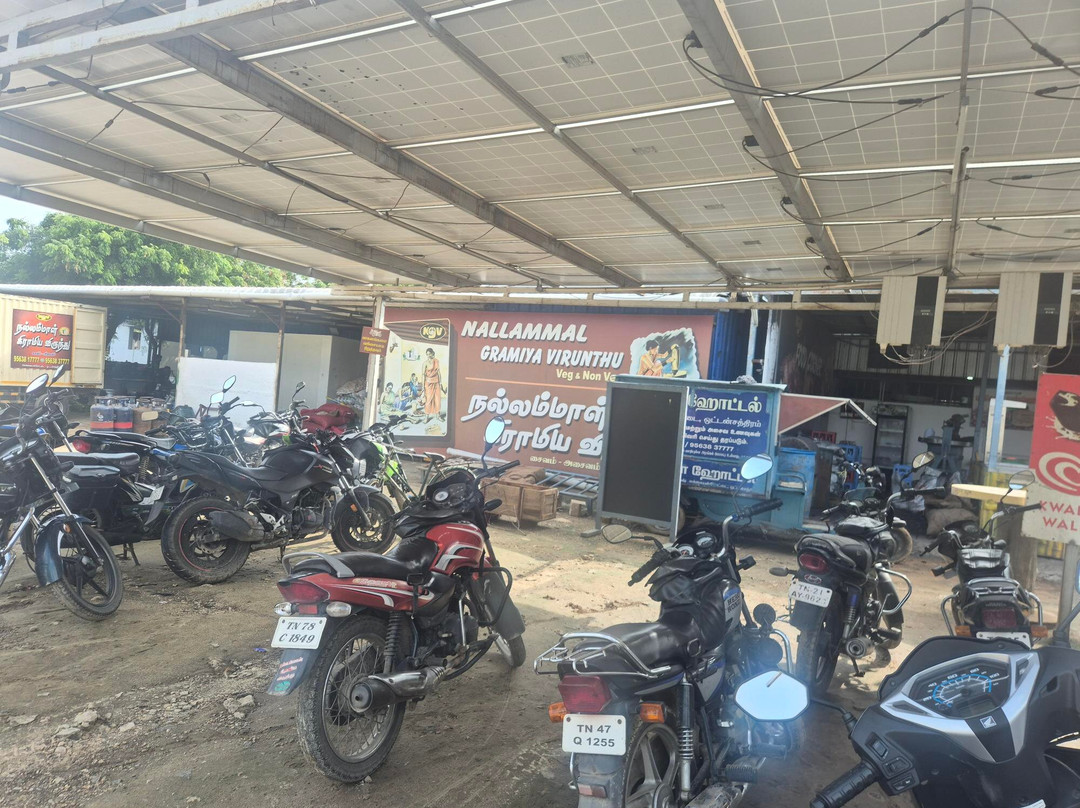 Nallamal Gramiya Virunthu