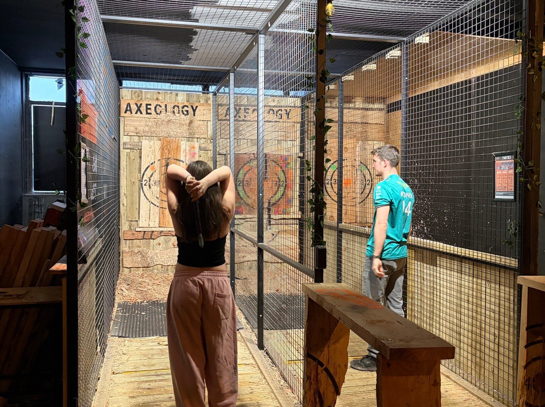 Axeology Axe Throwing-南安普敦必去景点
