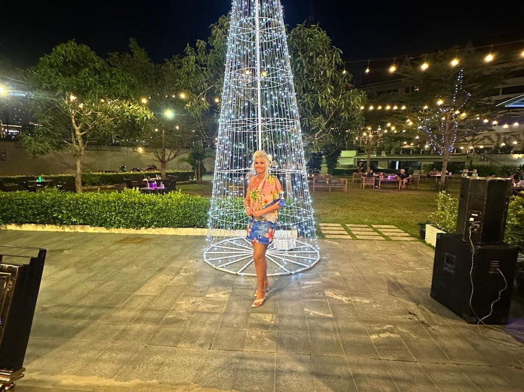 金宝殿酒店主图