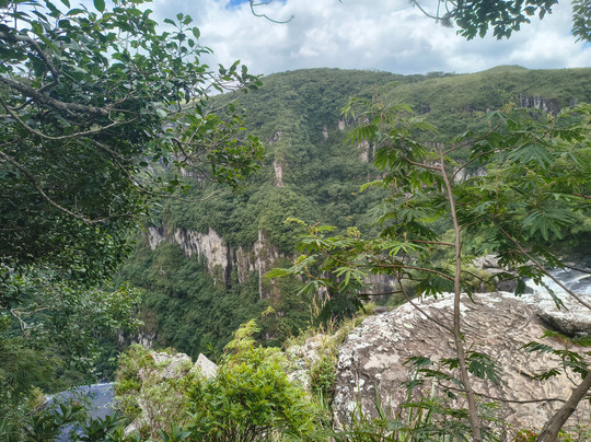 Agencia de Turismo Peraus da Serra