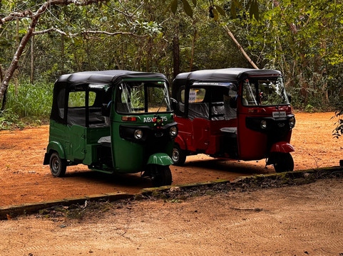 Tuk Tuk Rental Negombo-尼甘布必去景点