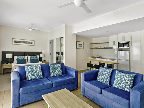 曼特拉波特西酒店主图