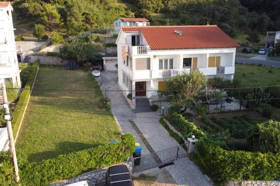 Apartmani Sara