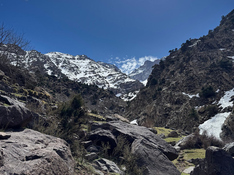 Atlas Adventures-奥伊俄贞必去景点