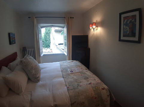 阿特利亚酒店主图