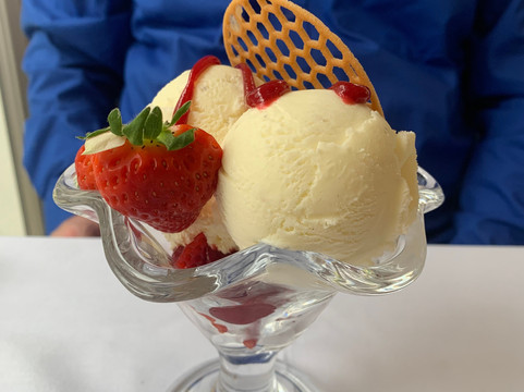 阿斯特利河畔酒店主图