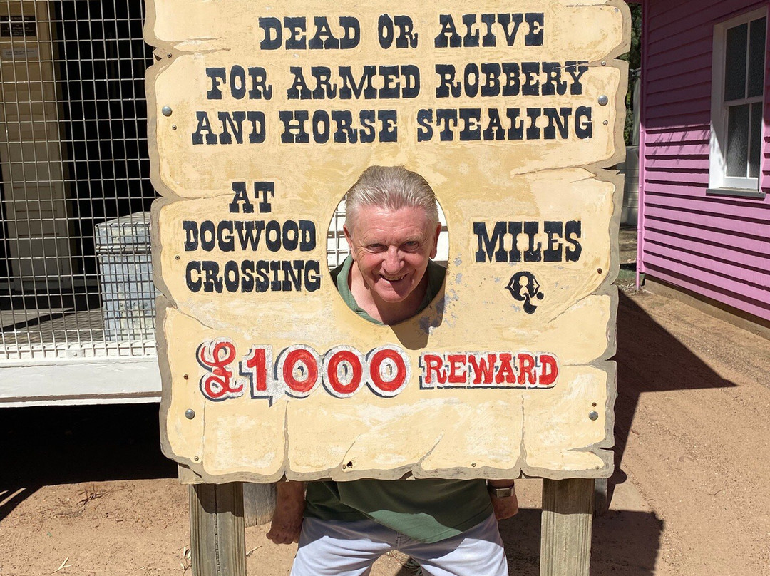 Miles Historical Village Museum-Miles必去景点