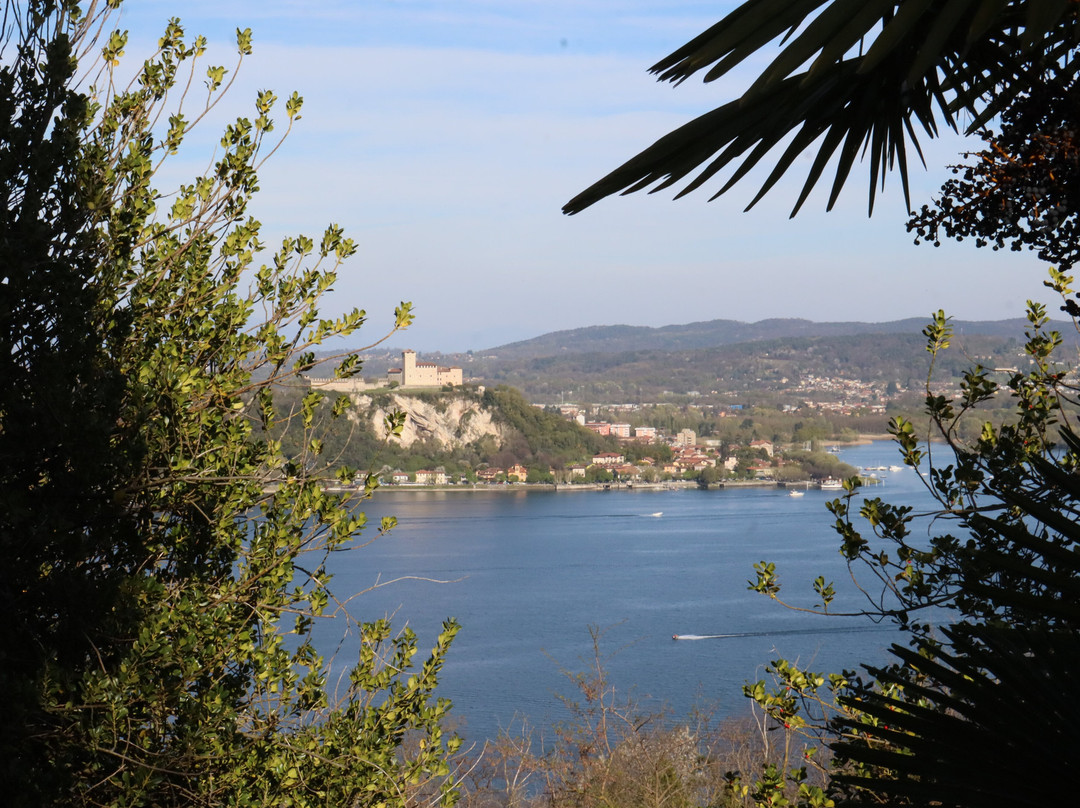 Colosso di San Carlo Borromeo-阿罗纳必去景点