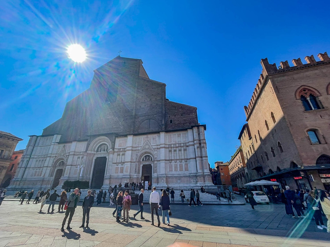 博洛尼亚主广场-博洛尼亚必去景点