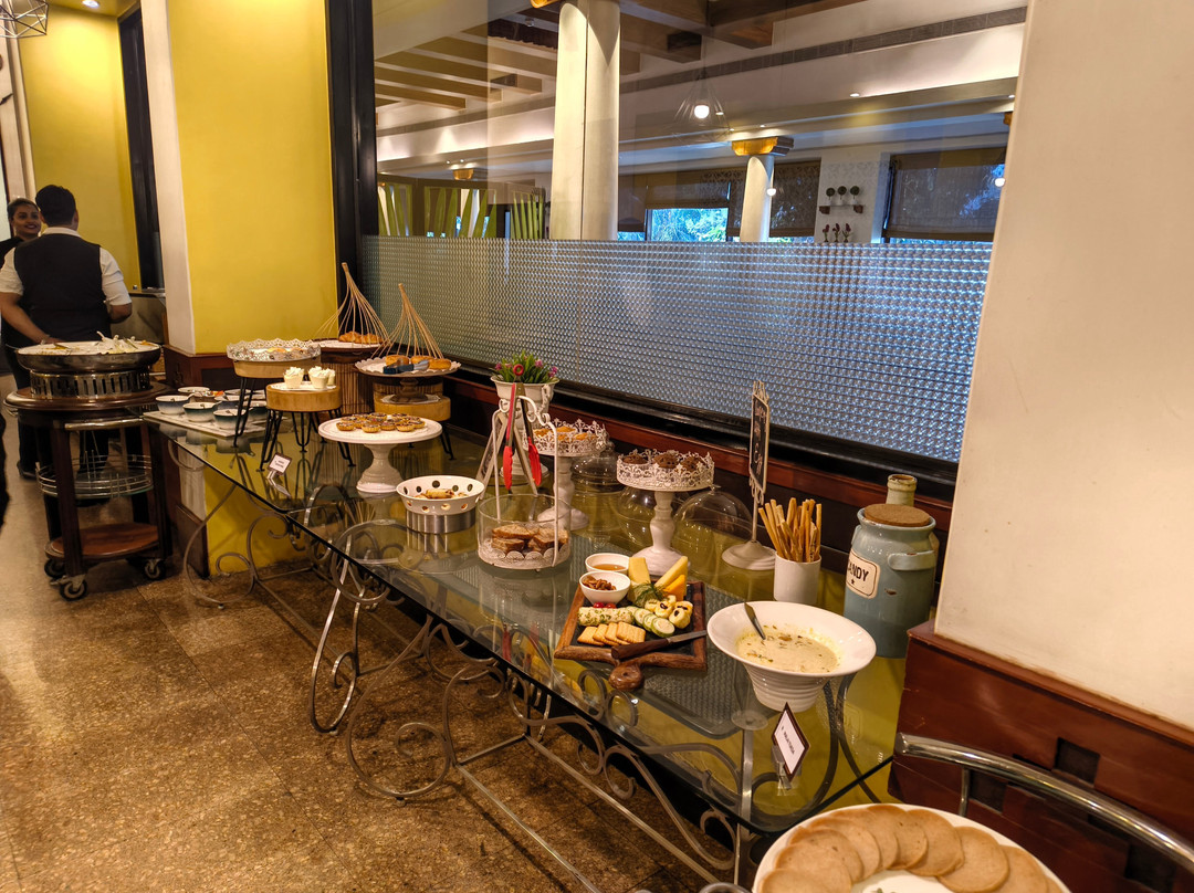 巴特那孔雀酒店主图