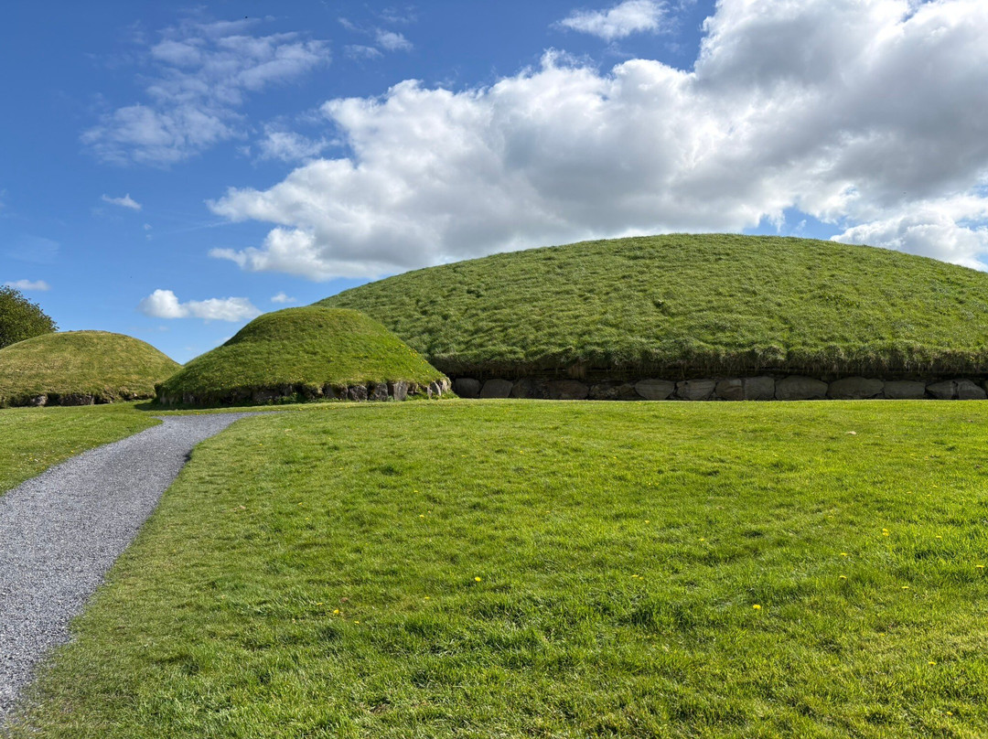 Knowth Megalithic Passage Tomb-Donore必去景点