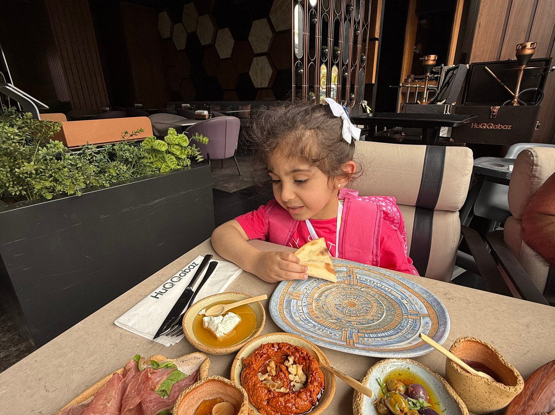 Huqqabaz Cairo Uvenues