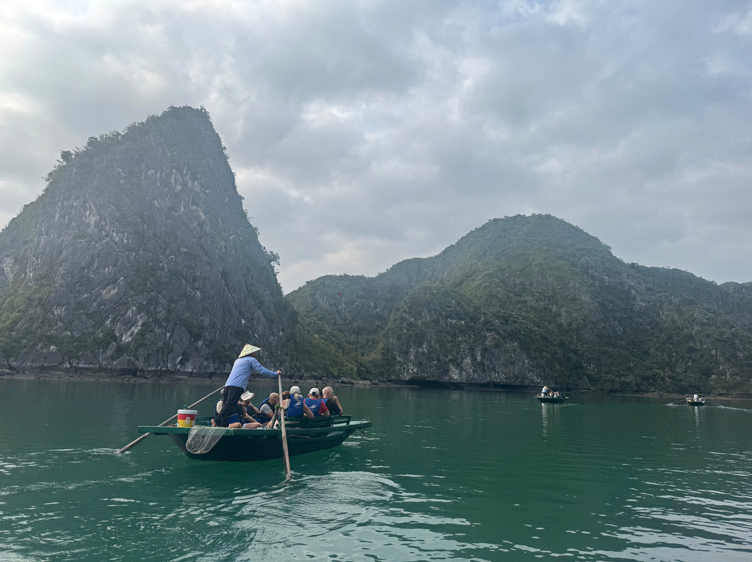Halong Capella Cruise-海防必去景点