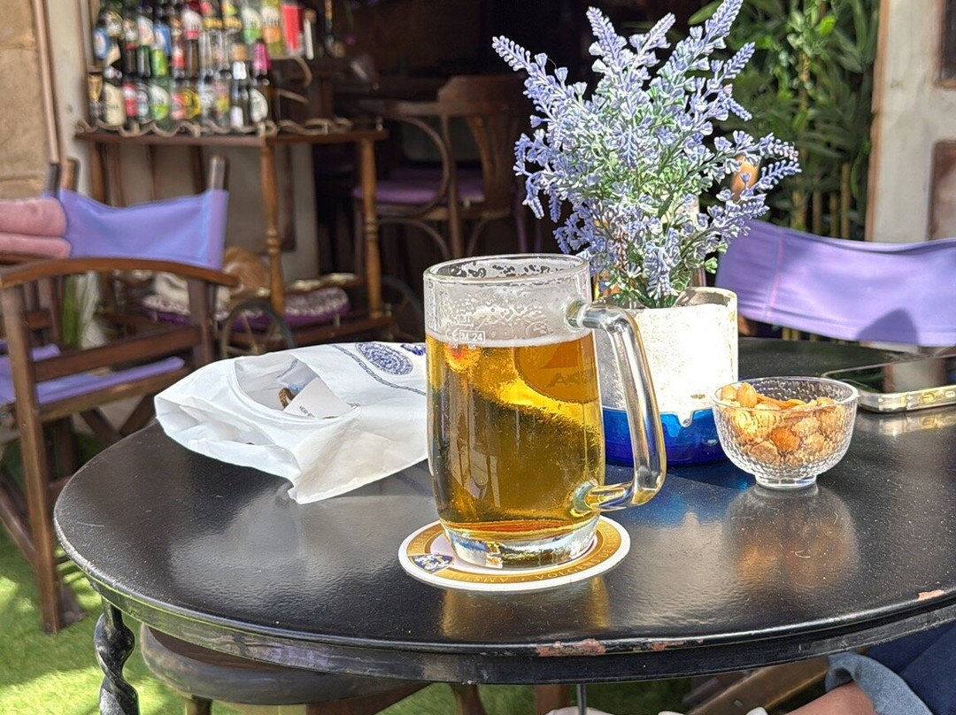 The Village Inn Cafe & Pub-赫索尼索斯必去景点