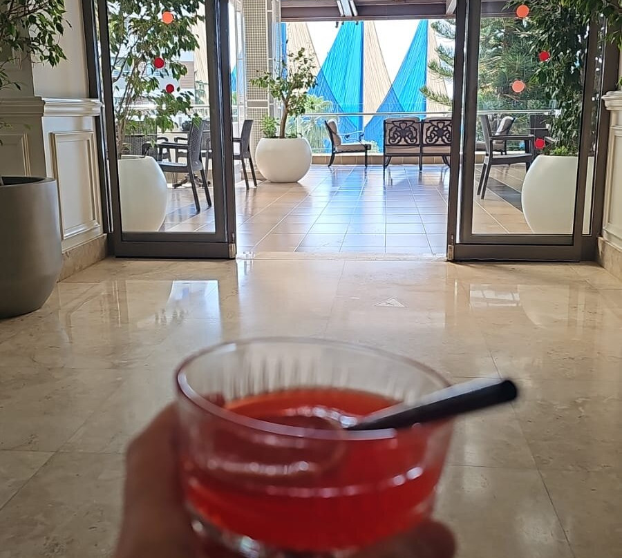 亚丁湾酒店 - 全包主图