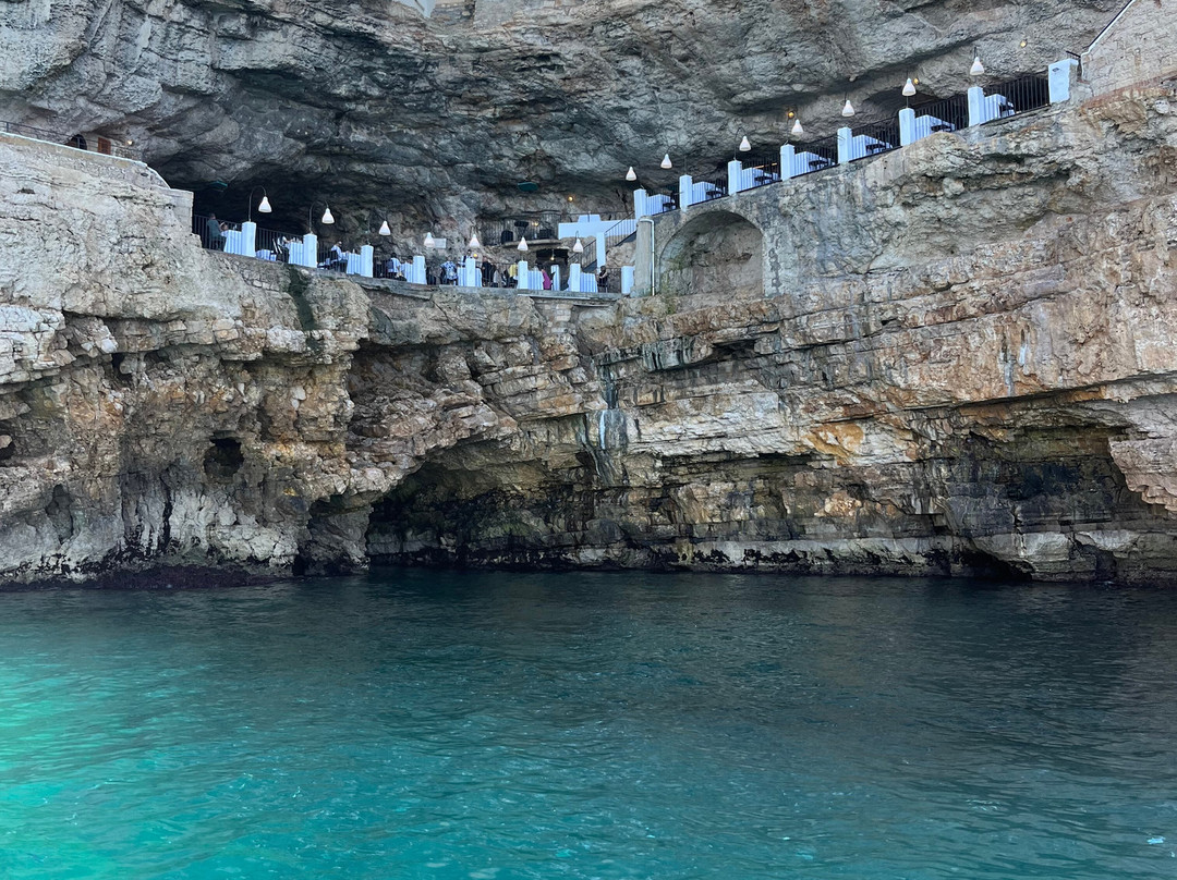Dorino Gite in Barca-波利尼亚诺阿马雷必去景点