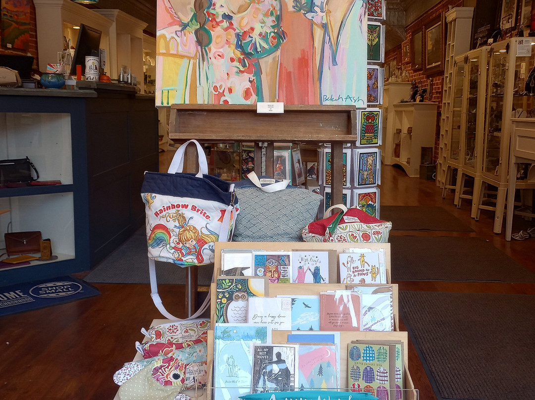 Outside the Lines Art Gallery Galena-加利纳必去景点