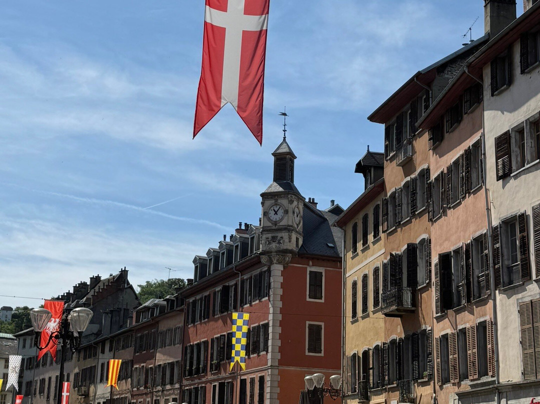 Place Saint - Leger-尚贝里必去景点