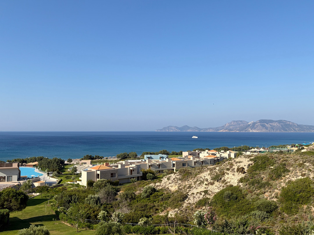 蓝色礁湖度假村 – 全包主图