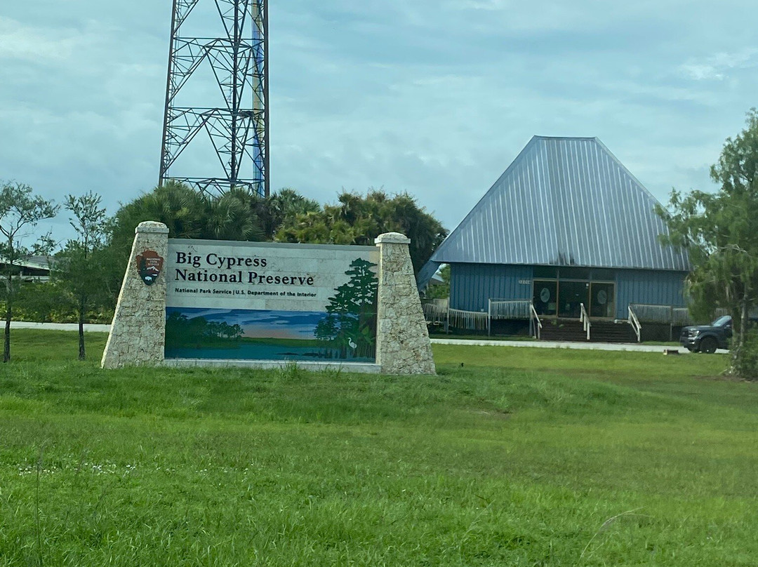 Wooten's Everglades Airboat Tour-奥乔皮必去景点