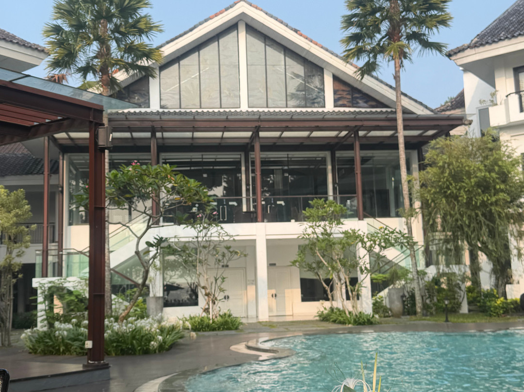 丽多湖度假酒店-MNC酒店集团主图