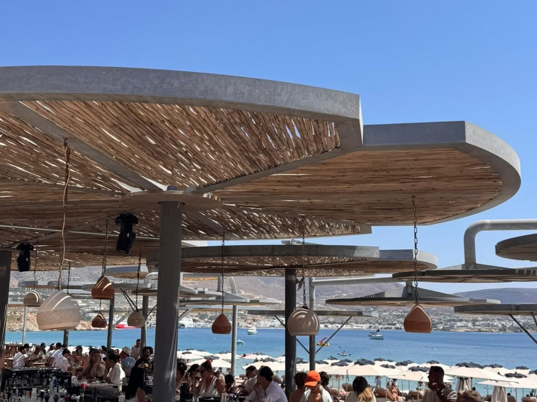 Crios Beach Bar & Restaurant