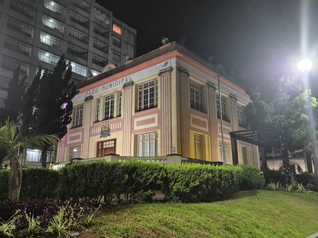 Biblioteca Municipal Profa. Esther de Camargo Toledo Teixeira