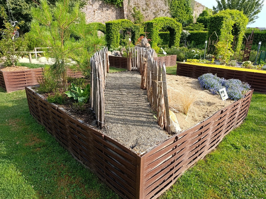Square de Forme-Chateau-Gontier必去景点