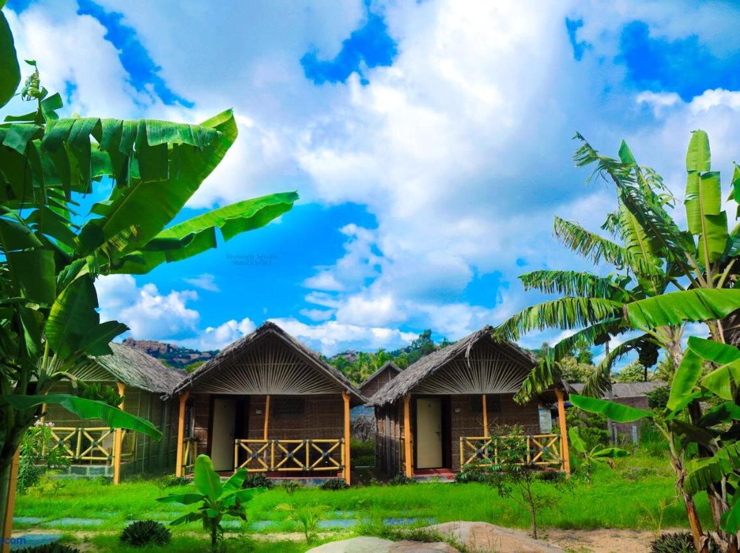 Shanthi Dhama Resort, Hampi