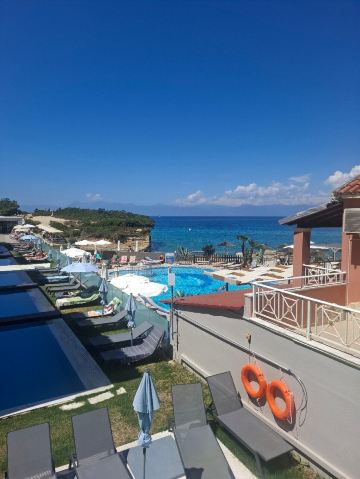 Kanali View Hotel-旅行者