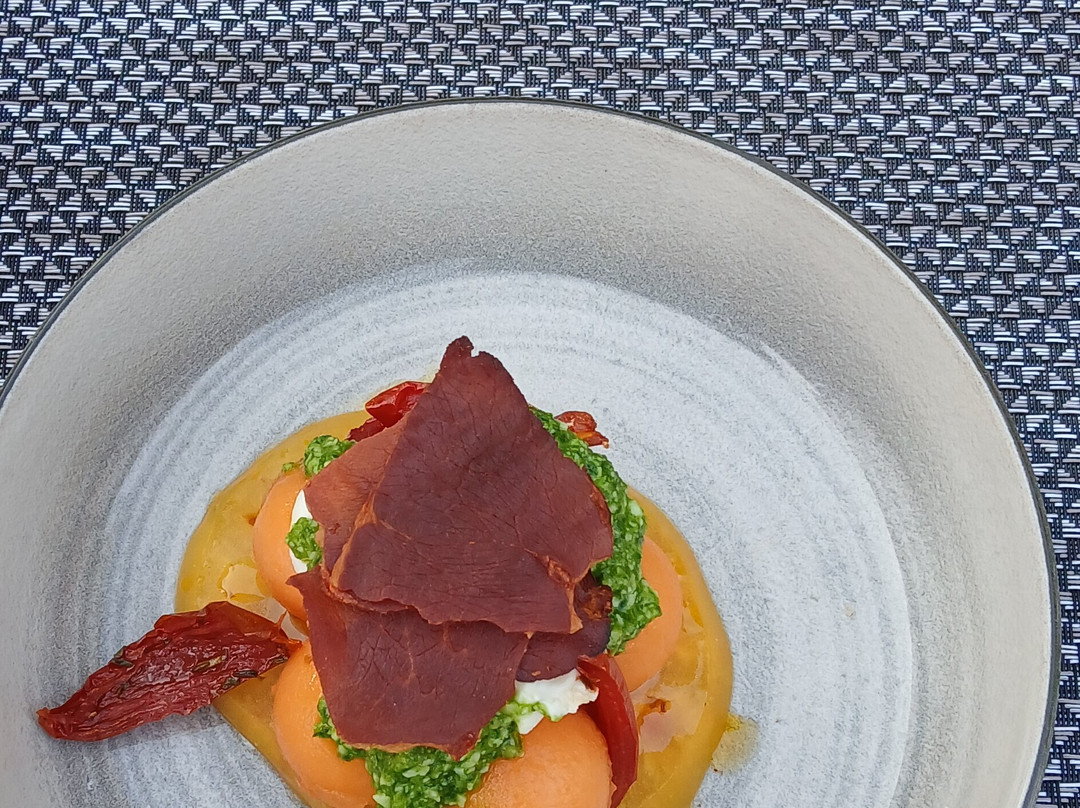 Auberge Le Grillon主图