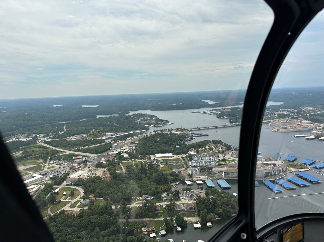 Airo | Lake Ozark Helicopters-Lake Ozark必去景点