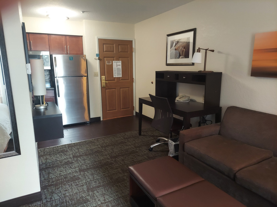 Staybridge Suites 阿伦敦西主图