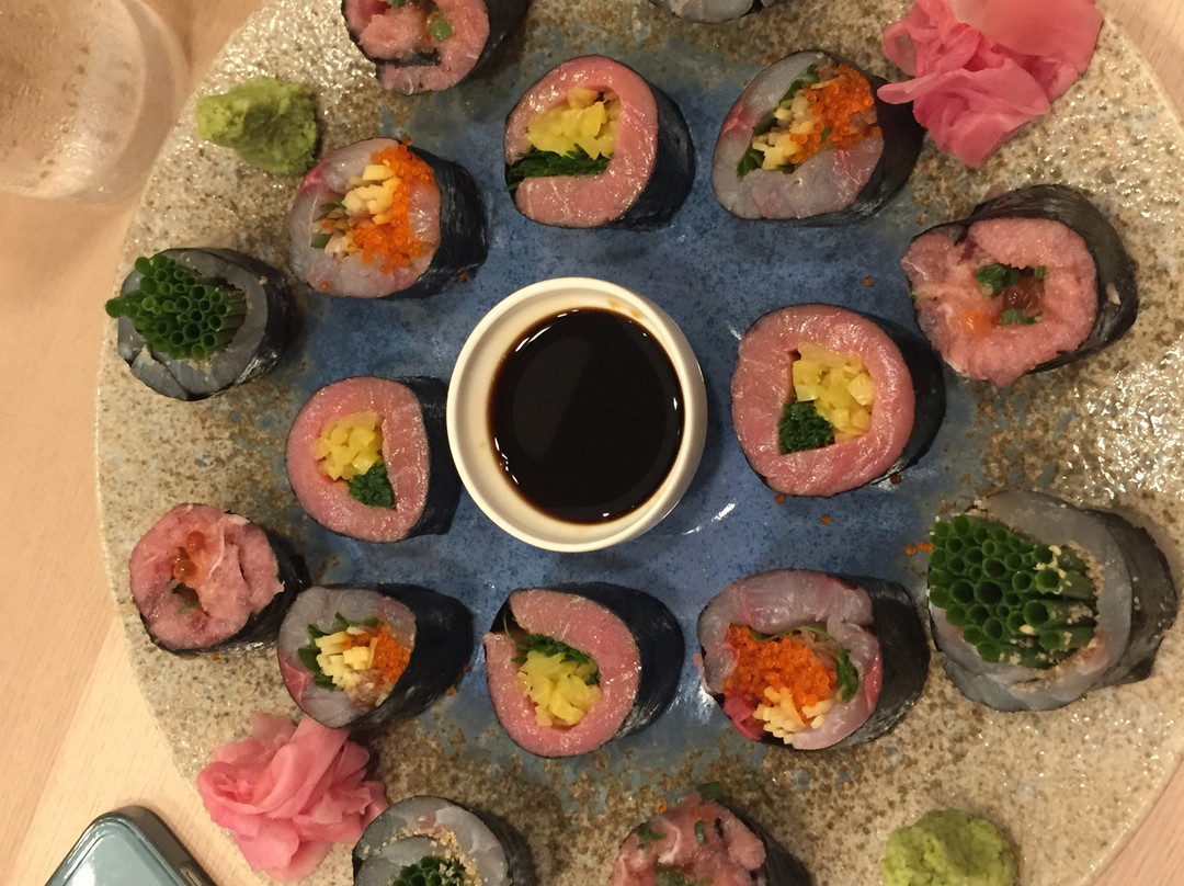 炭焼炉端 魚のいしさか