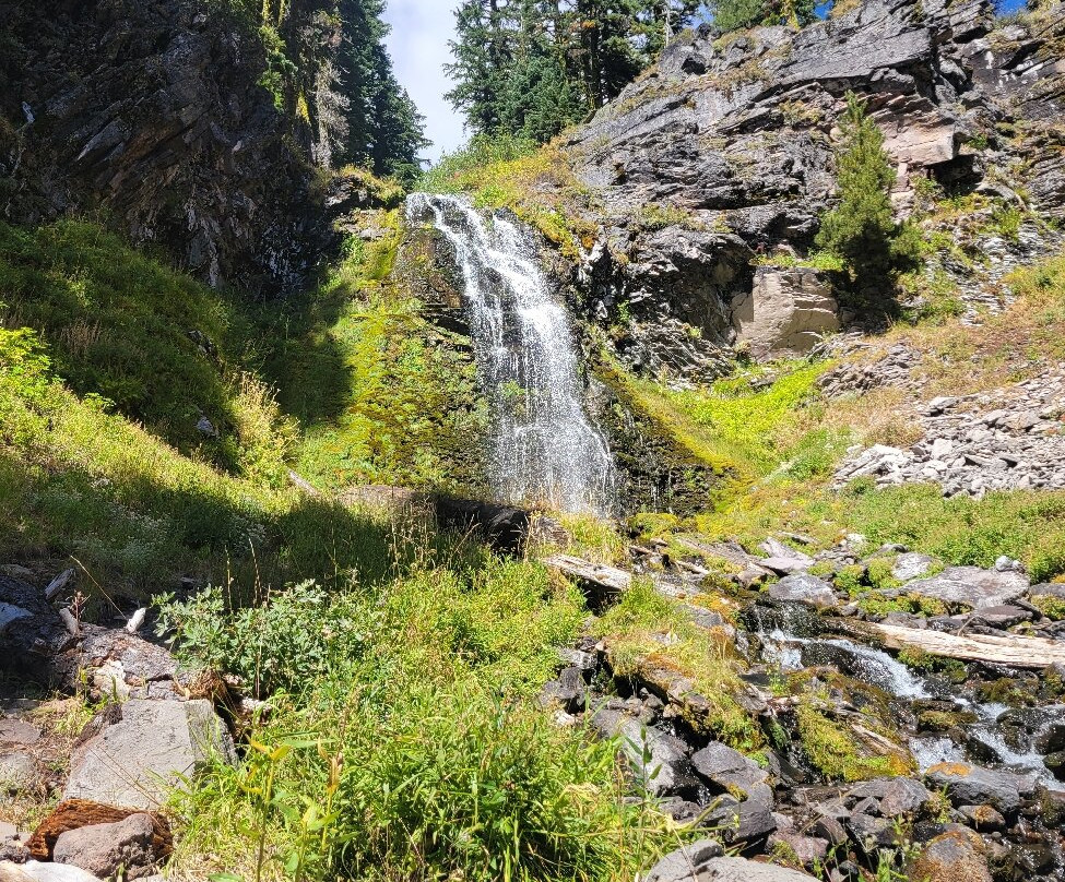 Plaikni Falls-火山湖国家公园必去景点
