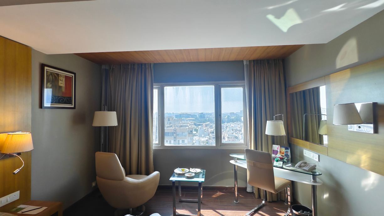 皇家兰花中央阿寇塔酒店 - 瓦多达拉-旅行者