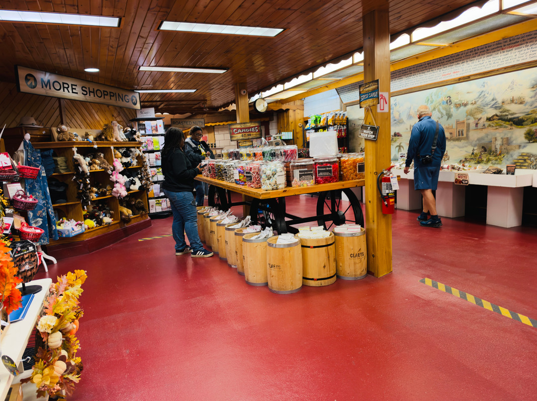 Heini's Cheese Chalet-Millersburg必去景点