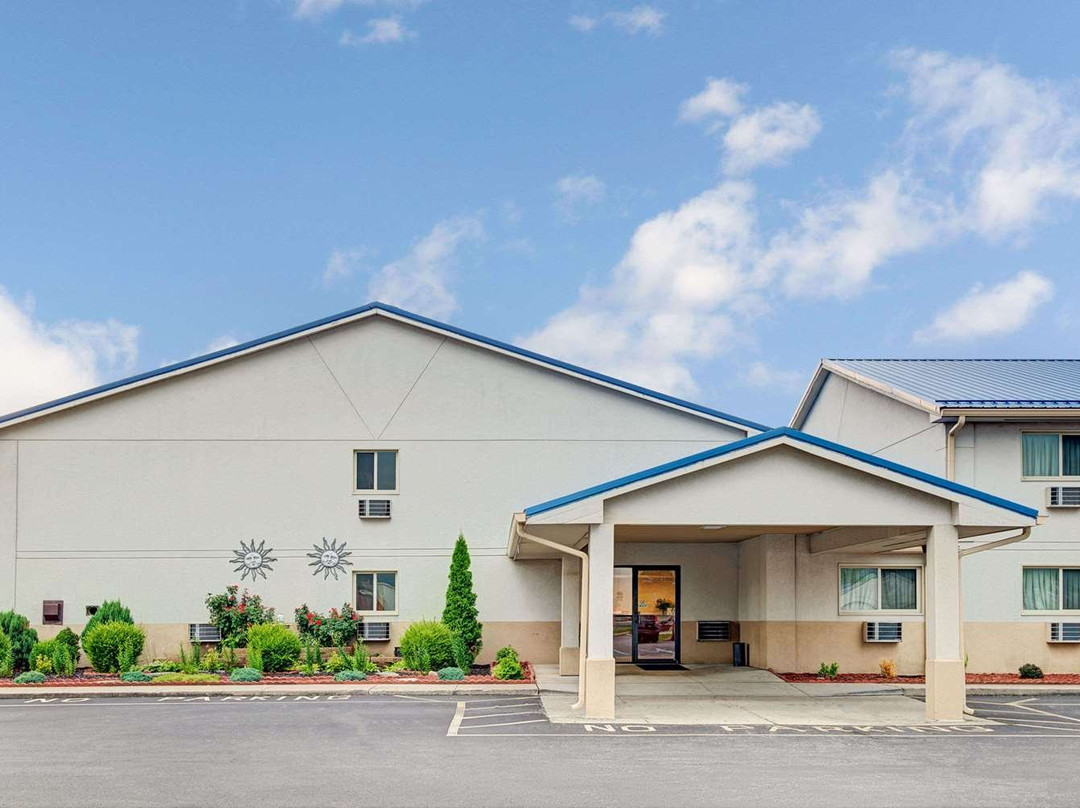 Super 8 by Wyndham Indianapolis/Emerson Ave主图