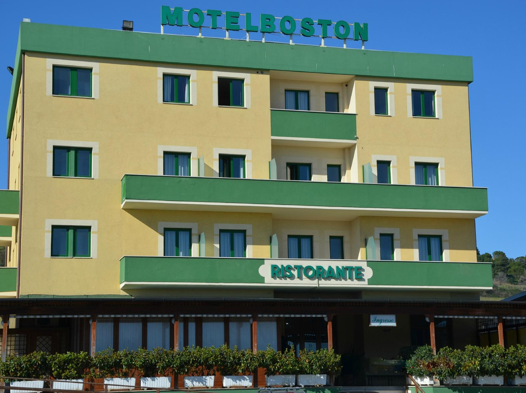 Silvi Marina酒店住宿-Motel Boston