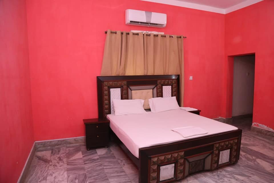 Hotel Sareena Residence