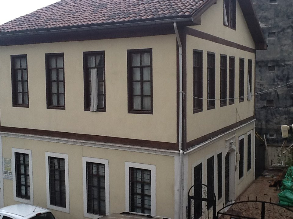 Sebile Hanim Konaklari 2
