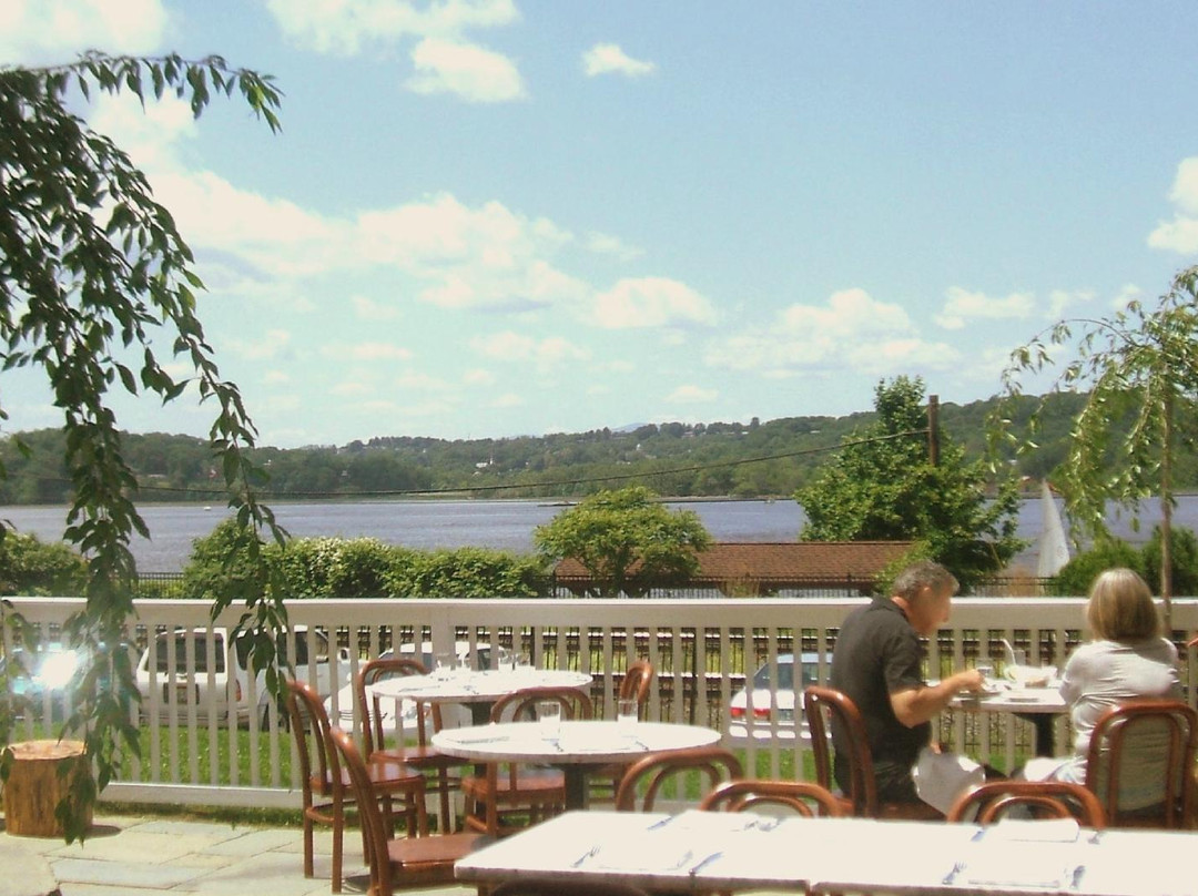 Port Ewen酒店住宿-The Rhinecliff