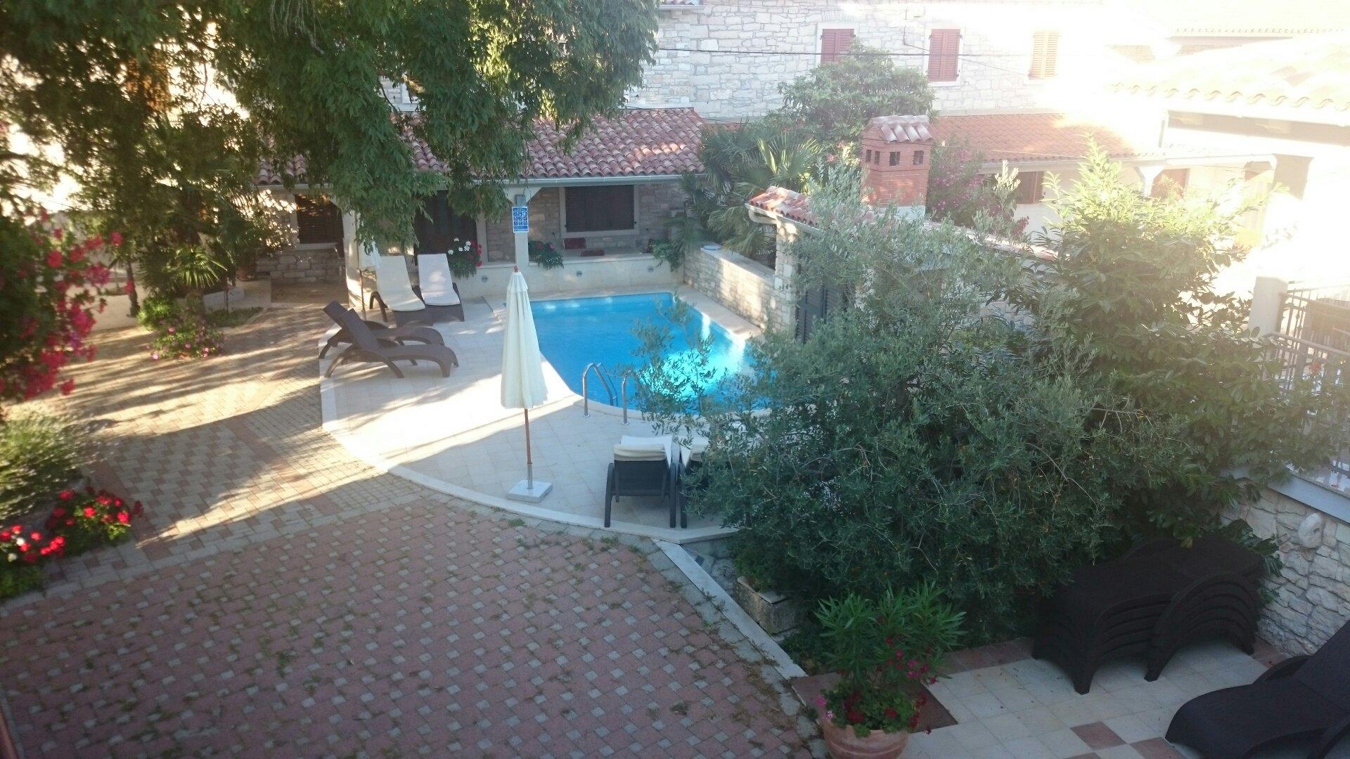 Stancija Bursic-客卧