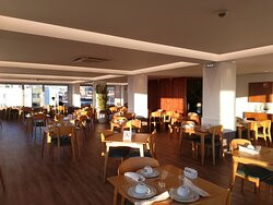 多帕克酒店主图