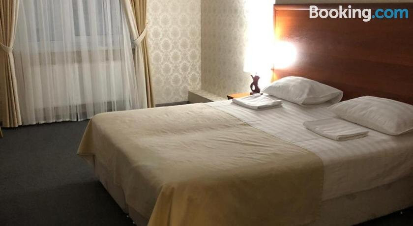 Hotel Versal