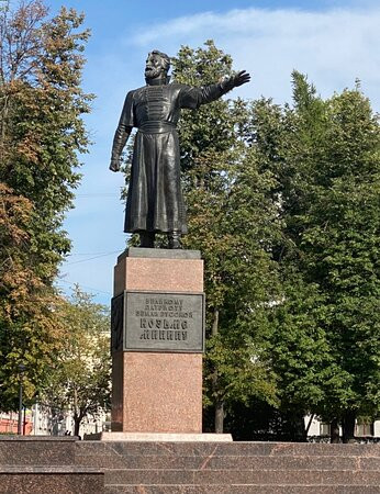 Monument to Kuzma Minin景点图片