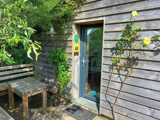 The Old Kennels主图