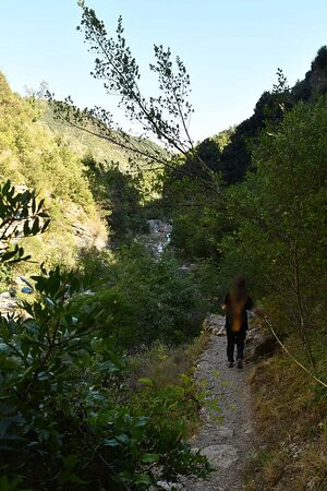 Laghetti di Rocchetta-Rocchetta Nervina必去景点